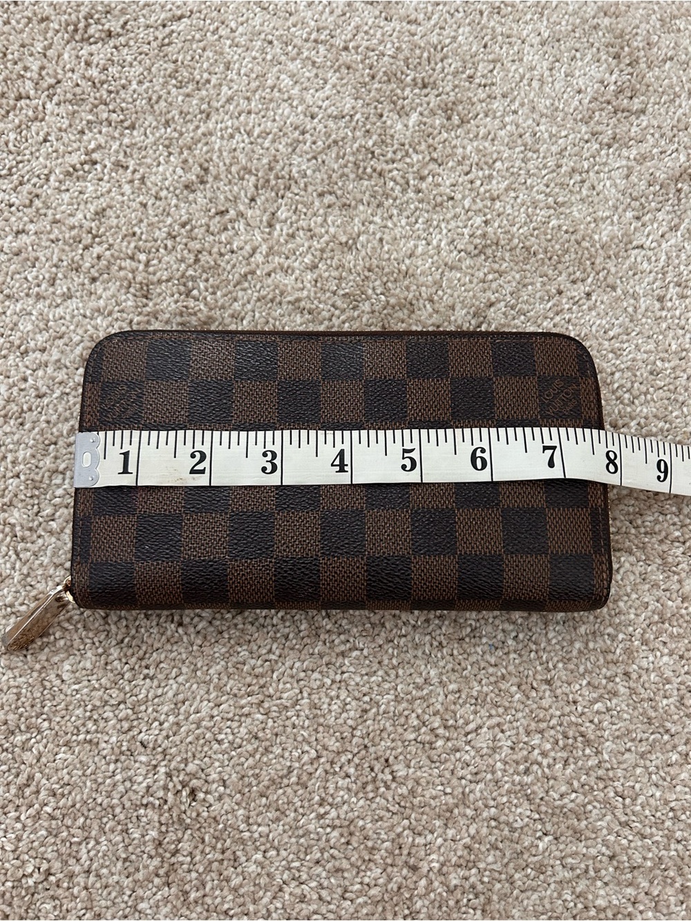 Louis Vuitton Large Zippy Wallet - Picture 11 of 12